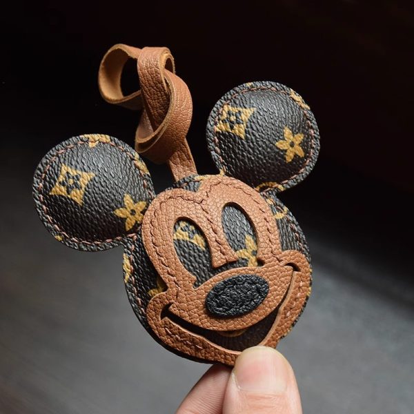 Handmade Mouse Leather Keychain - Image 4