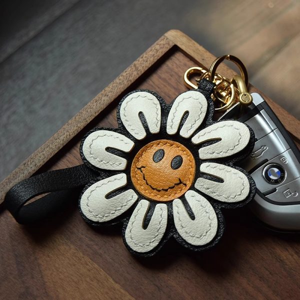 Smiley Flower Leather Keychain - Image 4