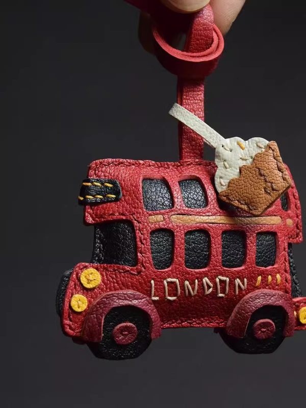 Handcrafted London Bus Leather Keychain - Image 4
